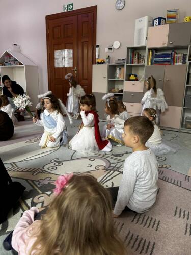 0903c7a9-c80c-4402-b7f2-d47051f30222 (Copy)