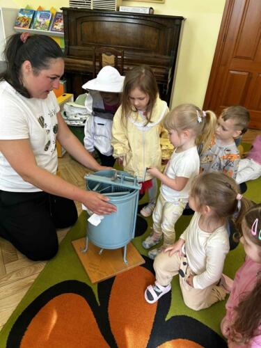 1f8f2bf3-43b4-4203-963b-0ffd7cbd05f2 (Copy)