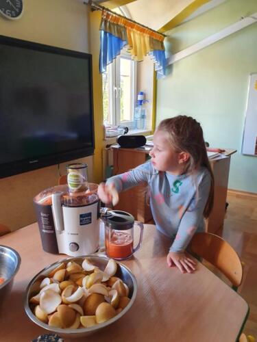 25f19bf6-afae-435a-b436-8444761cec93