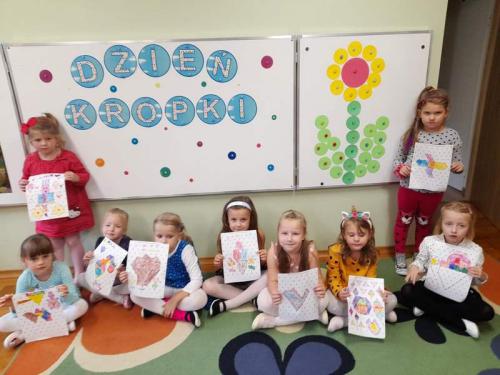 306686799-2429745227172561-615