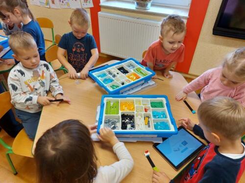 309057512_586075589872387_4904256326313590256_n (Copy)