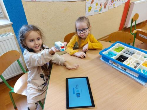 309475921_630422135120859_1332385448759732302_n (Copy)