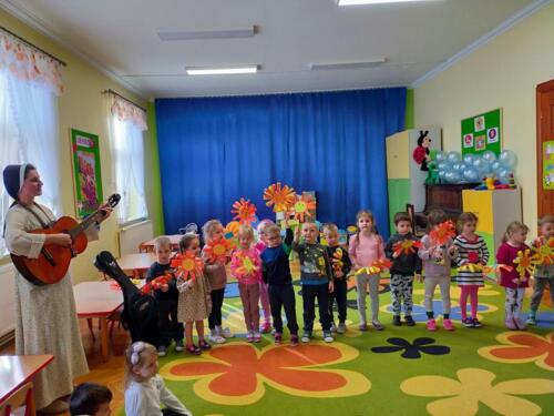 316346224_875042536844785_6805754483629214542_n