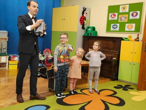 325418409_565206761852020_1584978276802387251_n