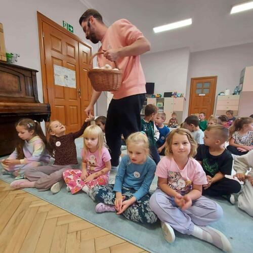 52fce11a-c33c-4ce7-9bc4-7df40469cc1a (Copy)