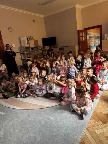 5678b2b5-3a62-4ff4-9dca-7c64acdab48b (Copy)