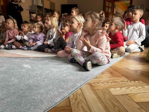 63850cda-2f92-4ae3-823b-0d174f6ba0b1 (Copy)