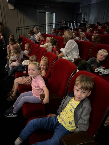 7c6f25df-c4c0-4e50-9a8e-142cb96e39e1 (Copy)