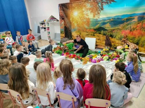 7e4b9b01-9818-4400-b76d-a53de335c6ce (Copy)