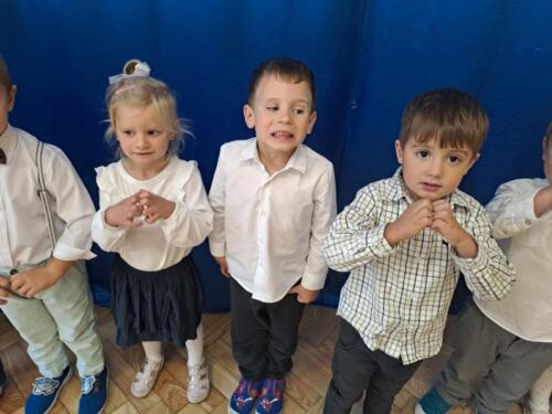 82d9eb45-2642-4d37-922d-a48d72e57278 (Copy)