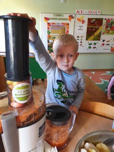 8a0a47a9-f7be-42d5-b676-95c28a2608e7