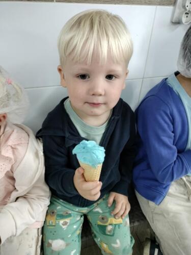 8b81dd16-b44f-4436-8c66-549d75e21ba4 (Copy)