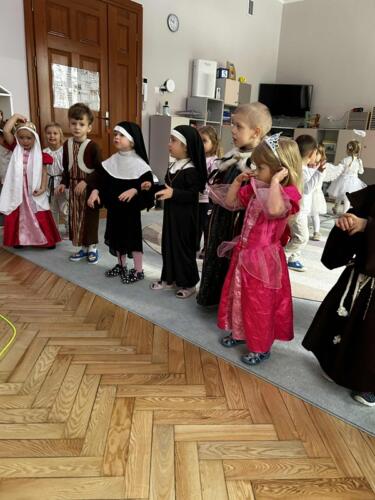 ac7a1b20-ef3a-4b3a-b72b-619de20ce84c (Copy)