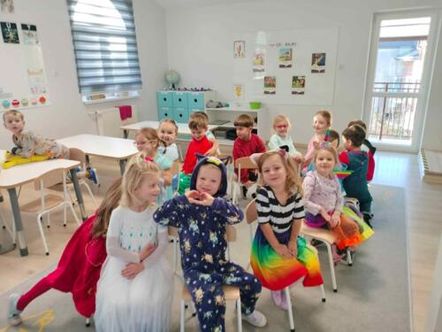 b1f8b26a-87f6-4448-919a-b21e0b9e32fd (Copy)