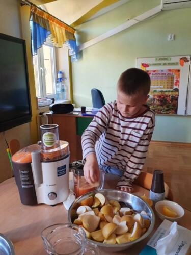 ce6d49b3-debc-4a9a-952e-142001e4a1c7