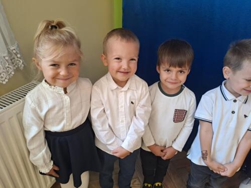 d9e27f4d-7eeb-40fb-960b-9a0c8ae01811 (Copy)