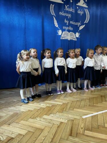 e799f202-6b13-47c1-9560-cdbbe44bb376 (Copy)