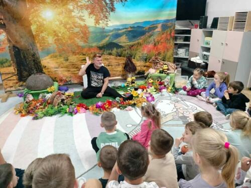 ee34de83-6ef6-450d-b7f9-98841a8bd22d (Copy)