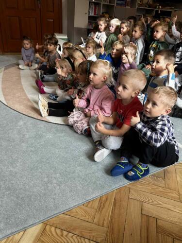 f02bae01-eb5c-41e8-81ac-a5c161ff28e8 (Copy)