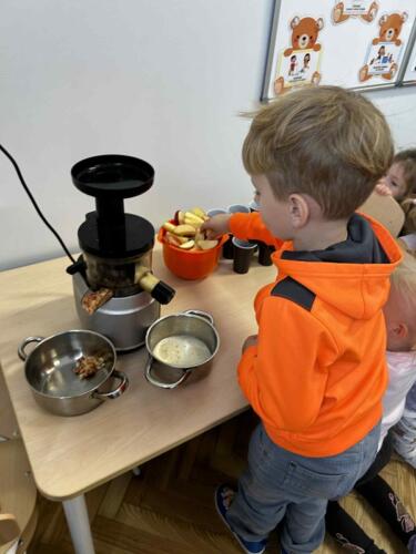 f79da02e-5b85-49af-82de-324300aad6cd (Copy)