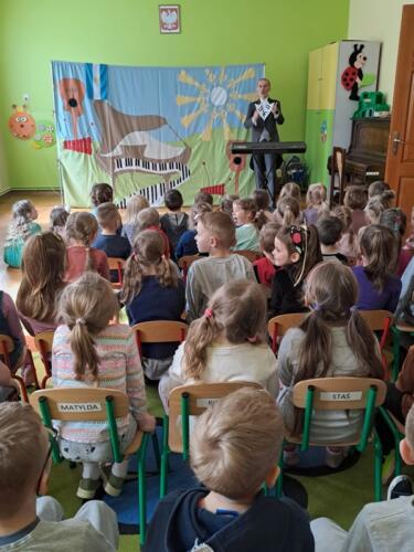 fbb521b7-f7df-4948-867c-d800f2b6e0da (Copy)